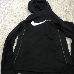 Nike pro hoodie